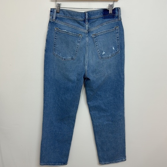 Abercrombie & Fitch The 90's Straight Ultra High Rise Jeasns 31S NWT - Picture 9 of 10